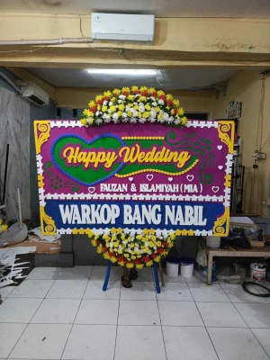 Papan Bunga di Sruwohrejo Butuh