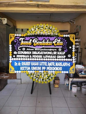 Papan Bunga di Sruwohrejo Butuh